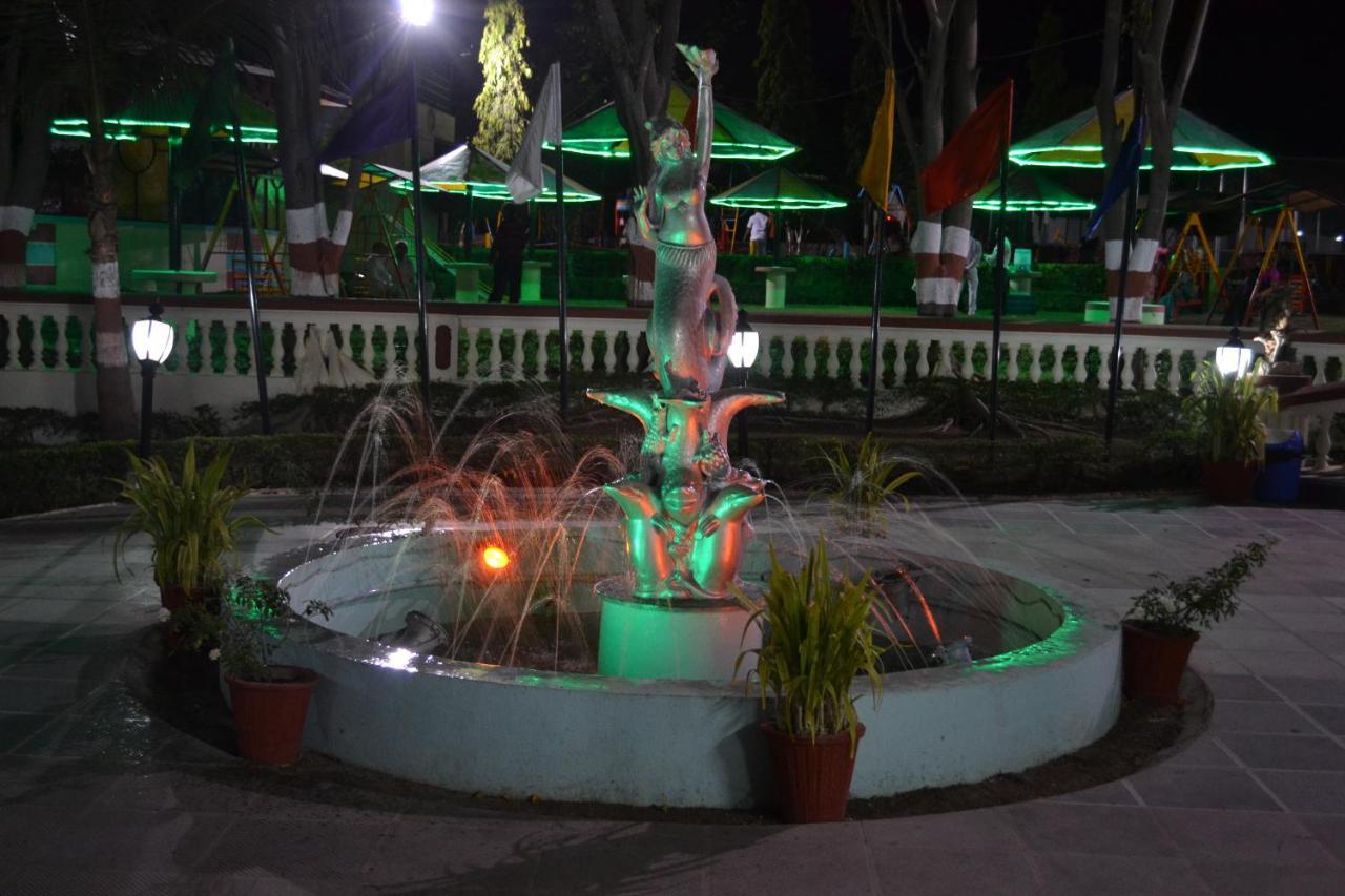 Fun And Food Resort & Holidays Harsola Exterior foto