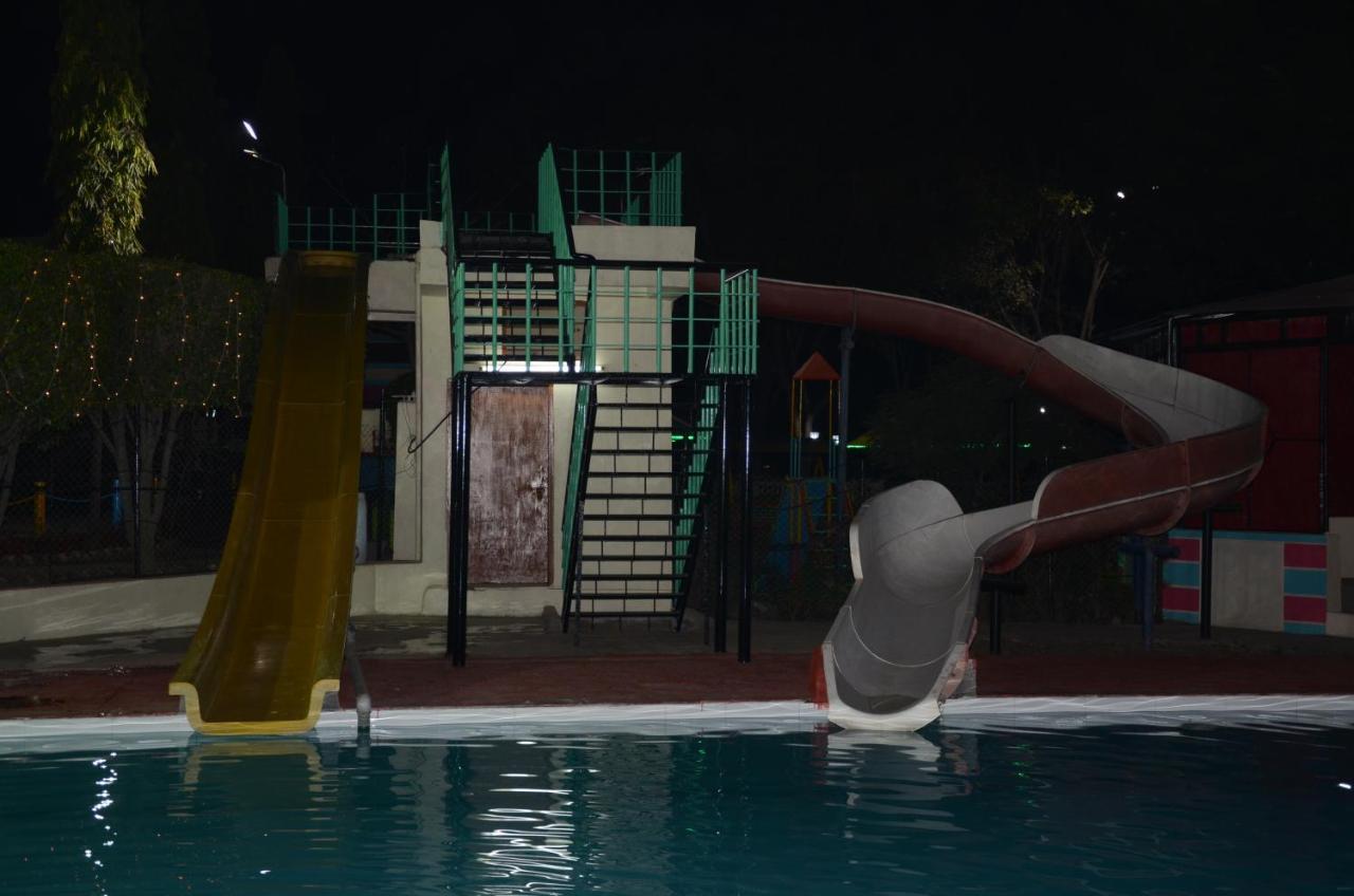 Fun And Food Resort & Holidays Harsola Exterior foto